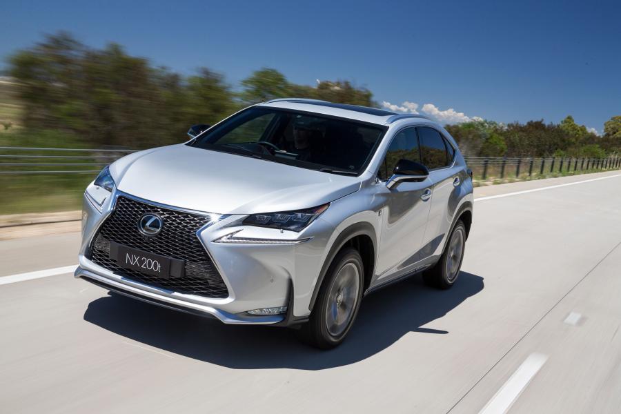  Lexus NX200t F-Sport 2015 года  (AU) (фото 11 из 15)